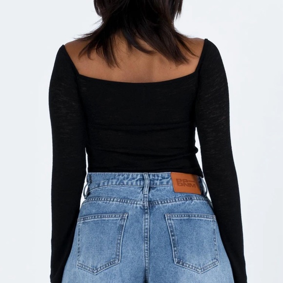 Princess Polly Zelda Off The Shoulder Top - Black - Picture 2 of 4